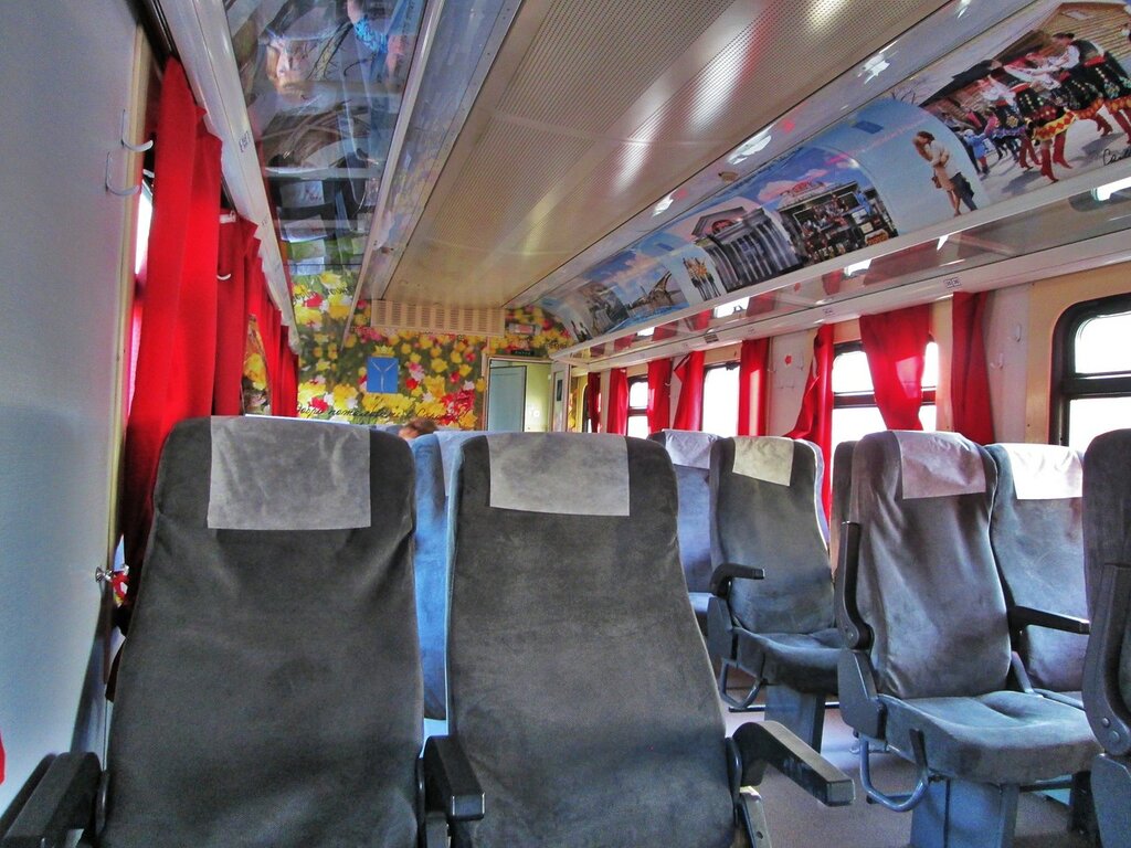 Сидячий вагон в поезде саратов москва